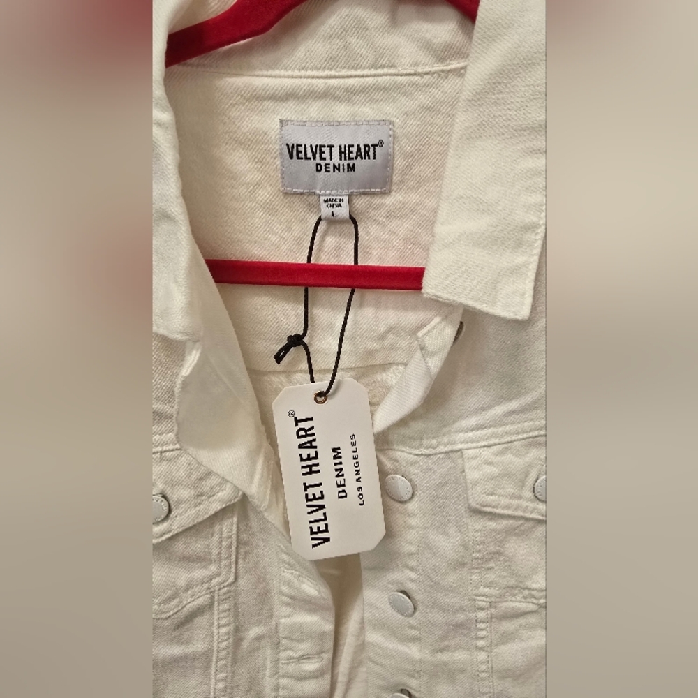Velvet Heart White Cropped Jean Jacket Size L-NWT - Picture 6 of 16